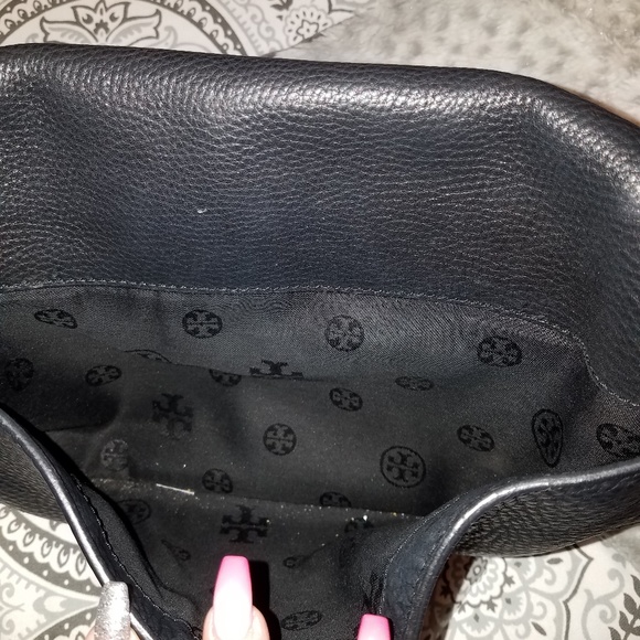 Tory Burch black purse - Picture 8 of 16
